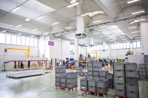Facon Srl si occupa dello sviluppo e della commercializzazione di cablaggi elettrici