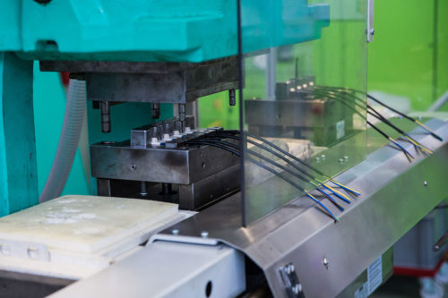Facon Srl si occupa dello sviluppo e della commercializzazione di cablaggi elettrici